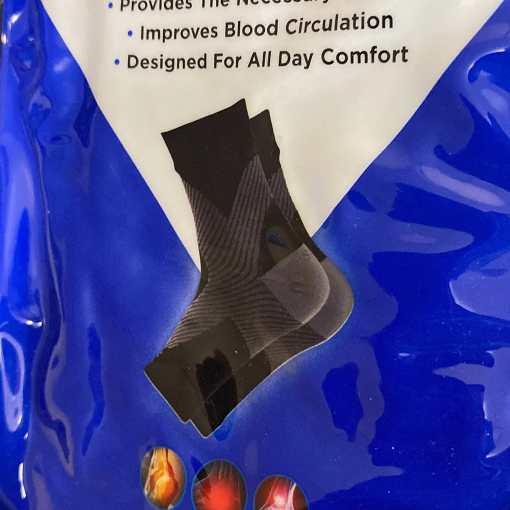 3- pack compressa socks  brand new one size fits all fast shipping_3